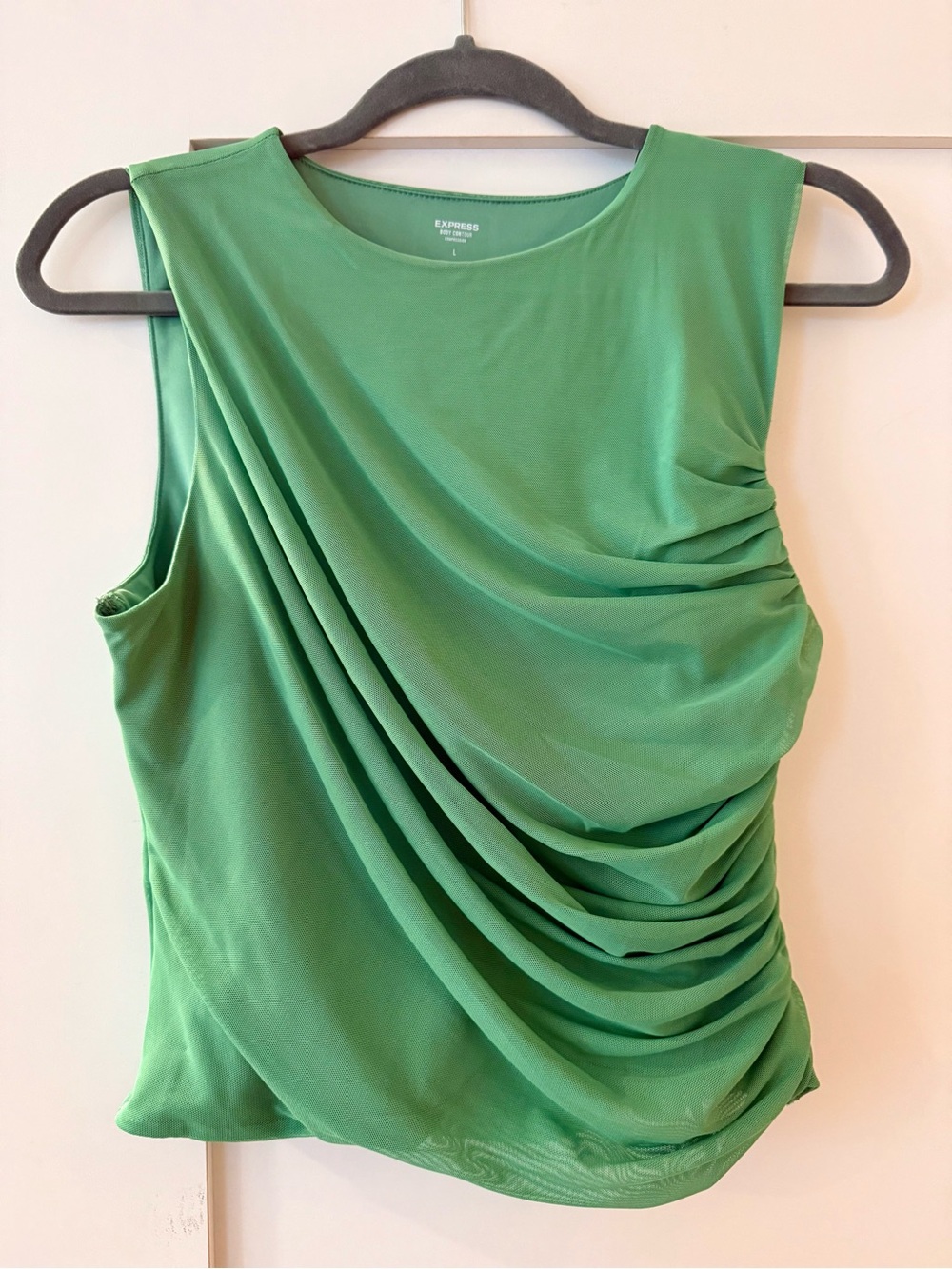 Express NWT Sleeveless Draped Green Top 💚